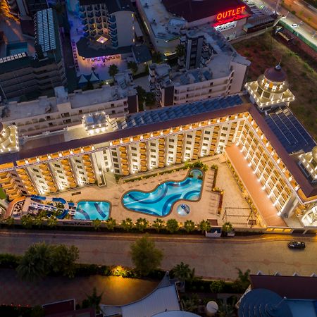 Blue Marlin Deluxe Spa&Resort Konaklı Exterior foto Aerial view of the complex