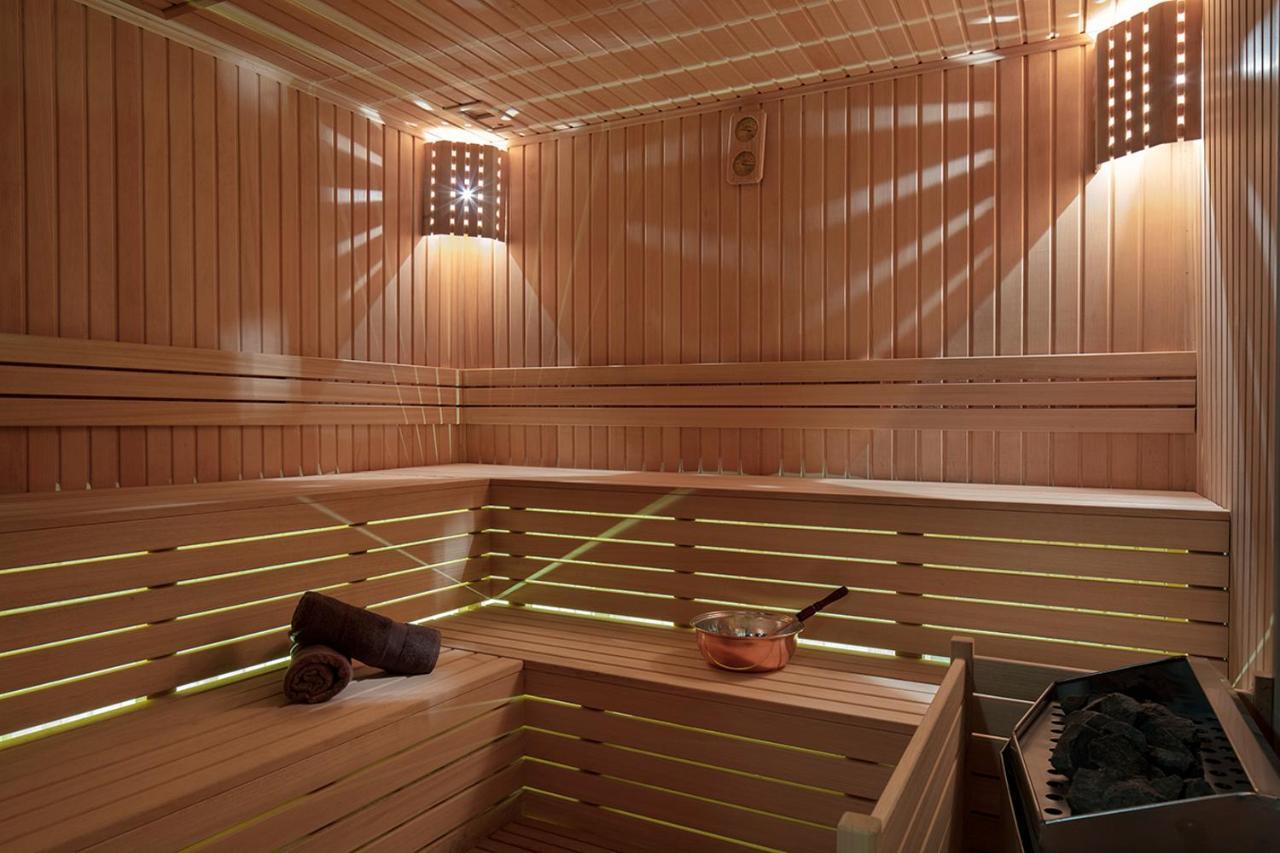 Blue Marlin Deluxe Spa&Resort Konaklı Exterior foto A modern Finnish sauna