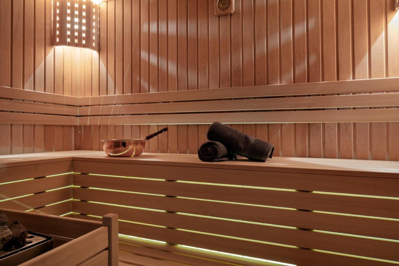 Blue Marlin Deluxe Spa&Resort Konaklı Exterior foto A modern Finnish sauna