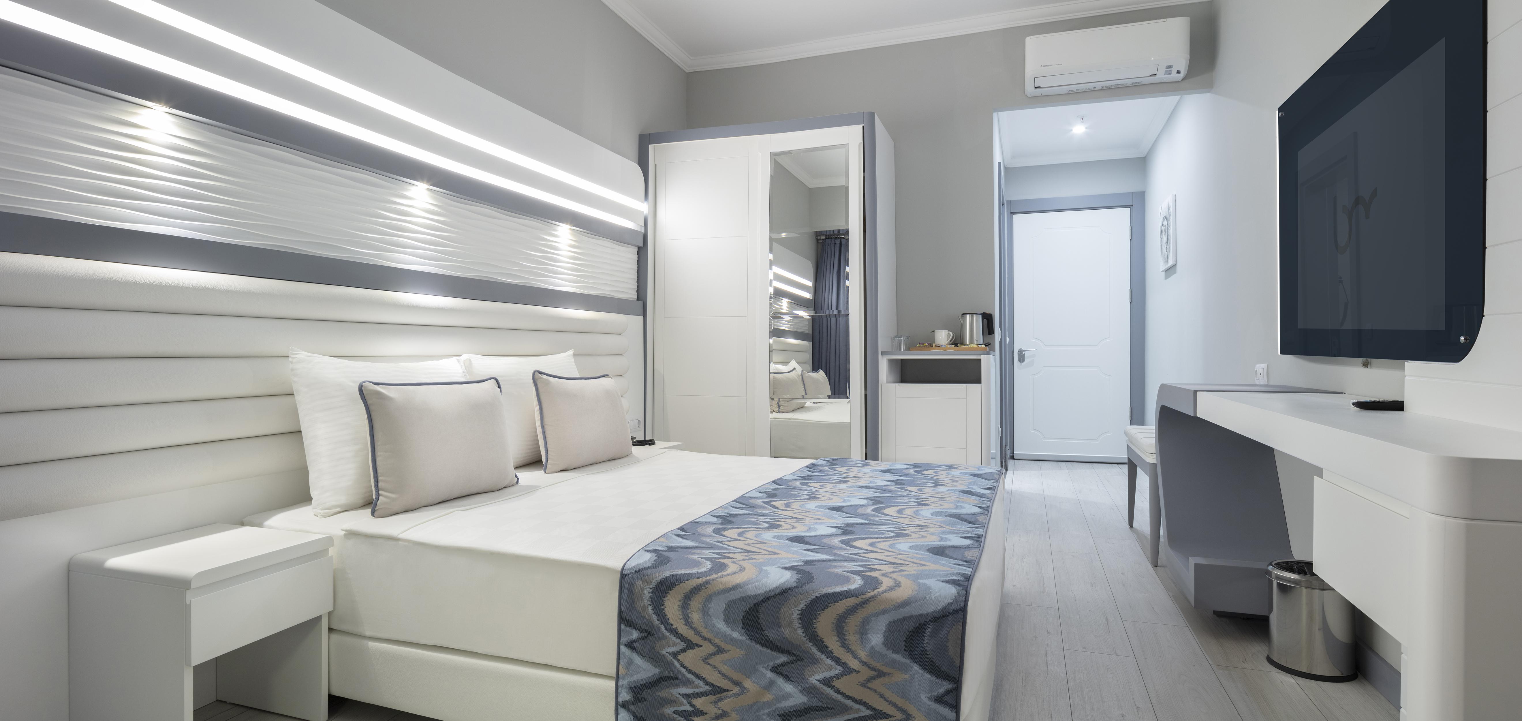 Blue Marlin Deluxe Spa&Resort Konaklı Exterior foto A room at the hotel