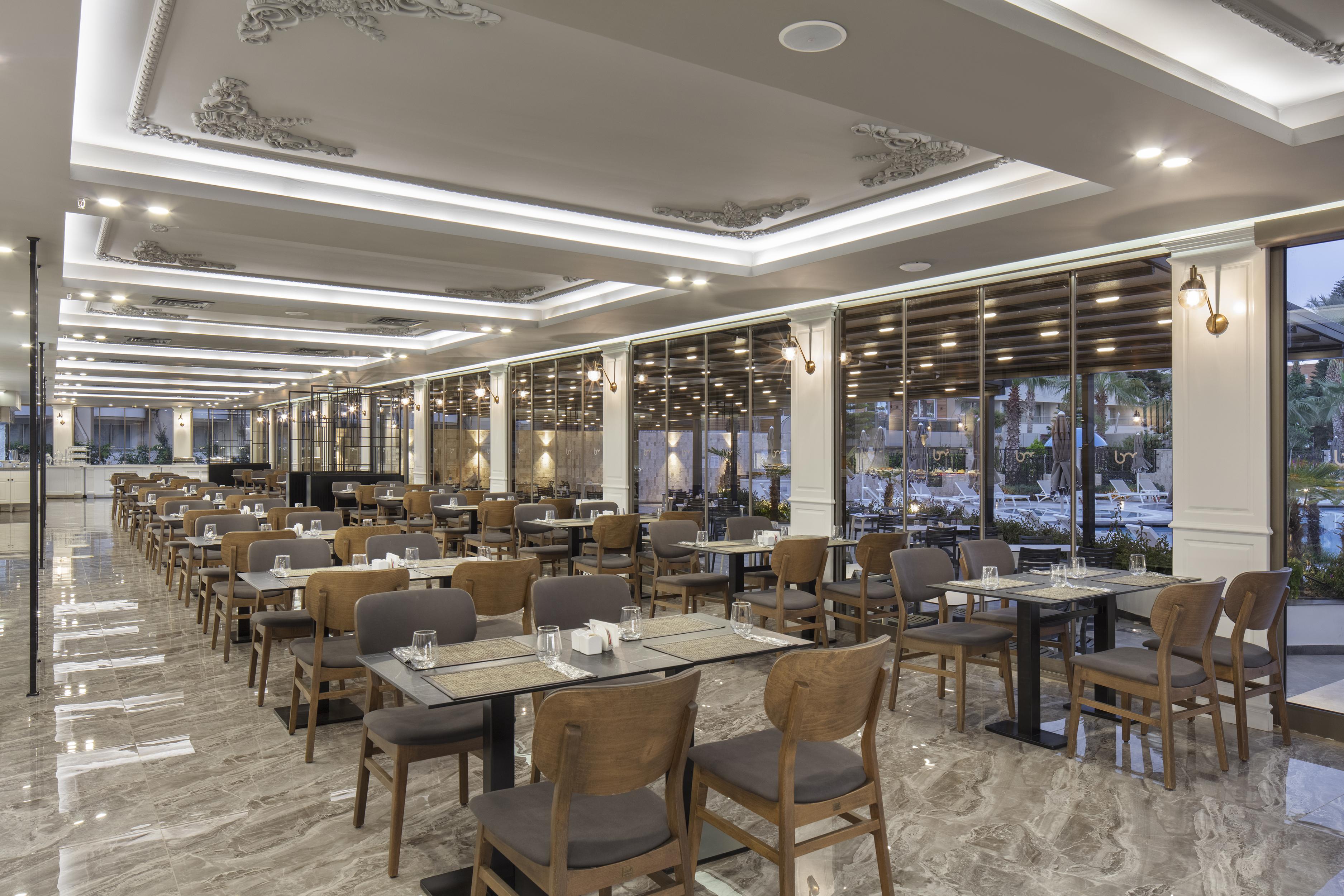 Blue Marlin Deluxe Spa&Resort Konaklı Exterior foto The restaurant